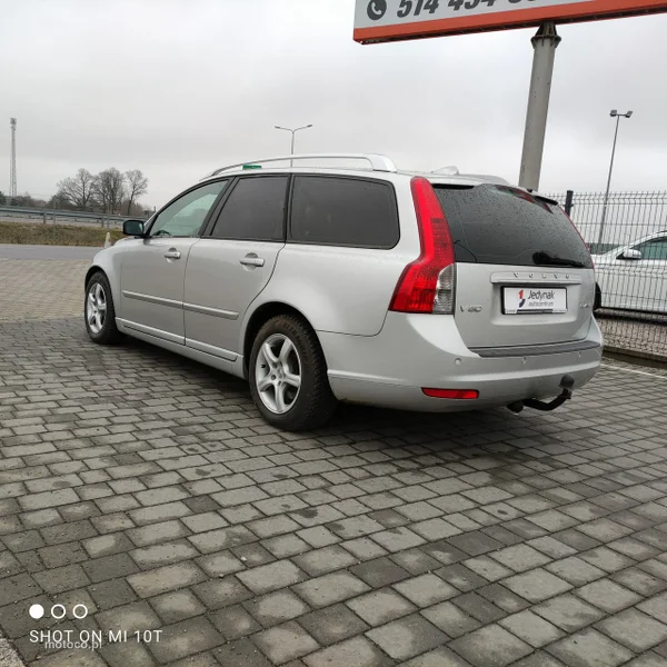 Volvo V50 10
