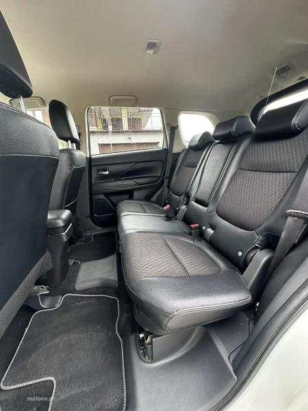 Mitsubishi Outlander 18