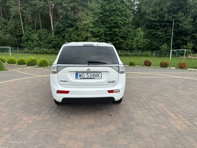 Mitsubishi Outlander 5