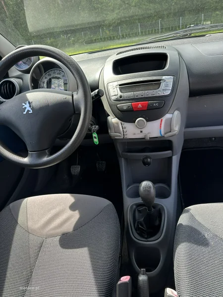Peugeot 107 22
