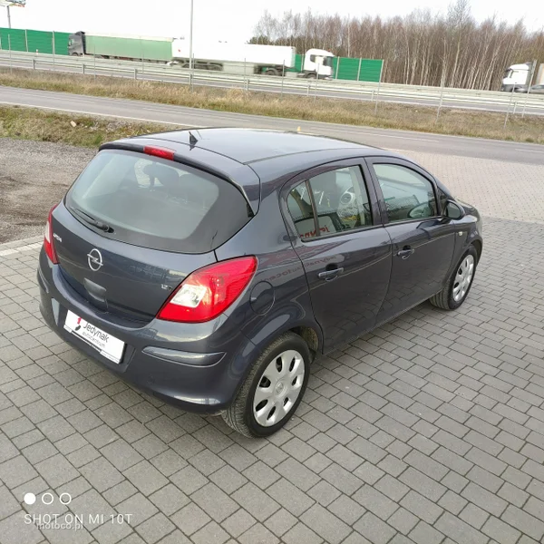 Opel Corsa D 11