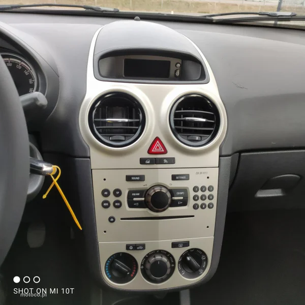 Opel Corsa D 17