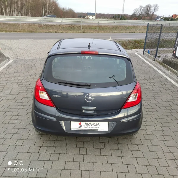 Opel Corsa D 8