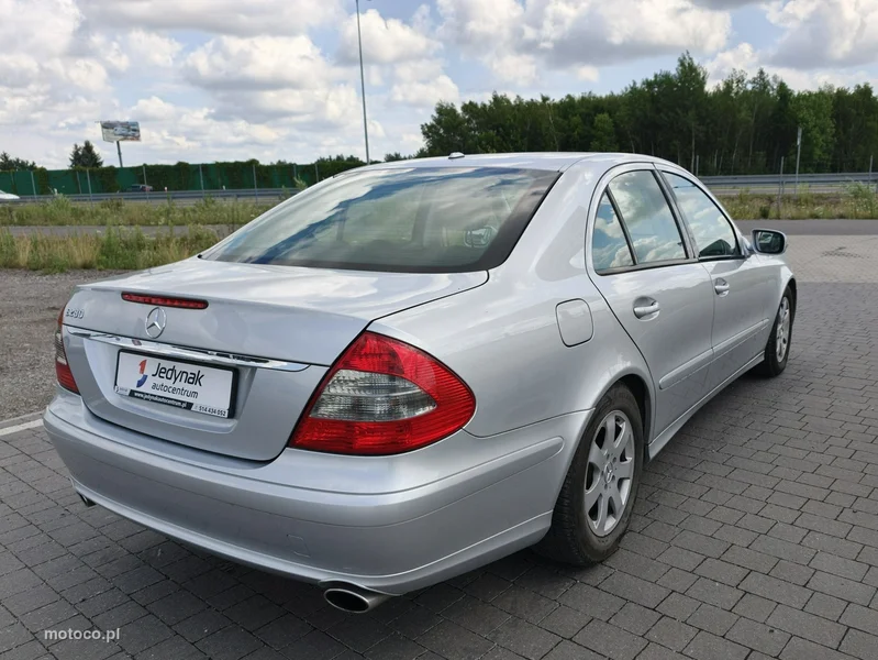 Mercedes-Benz Klasa E W211 E 280 13