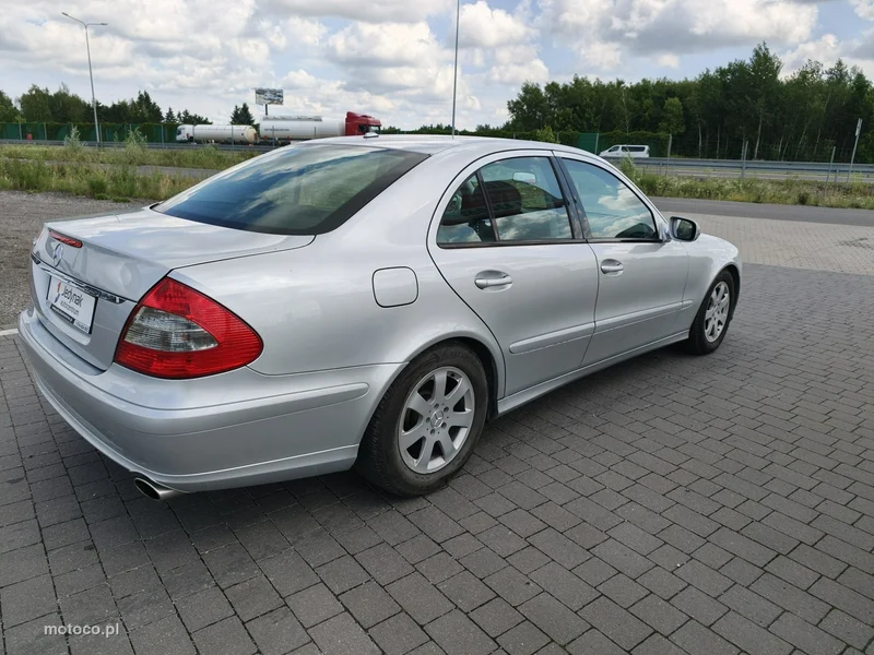 Mercedes-Benz Klasa E W211 E 280 14