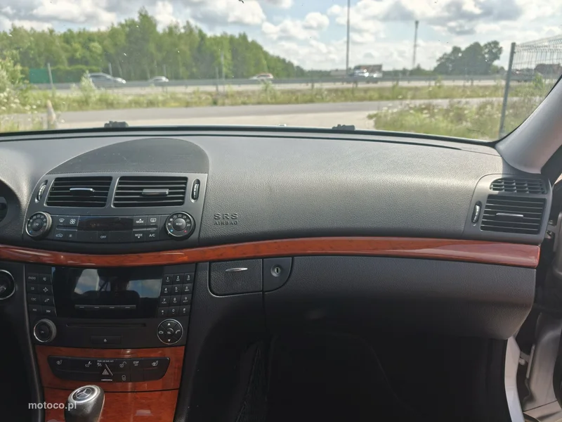 Mercedes-Benz Klasa E W211 E 280 28