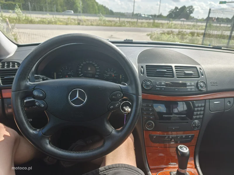 Mercedes-Benz Klasa E W211 E 280 30