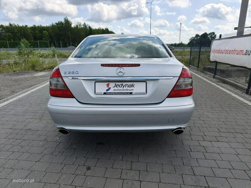 Mercedes-Benz Klasa E W211 E 280 10