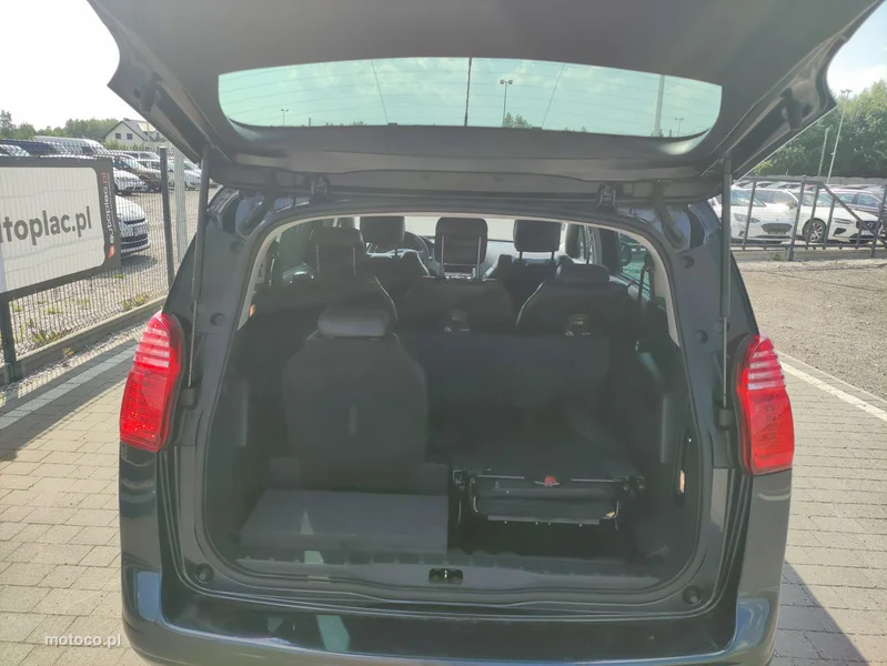 Peugeot 5008 24