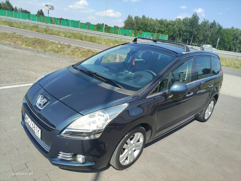 Peugeot 5008 6