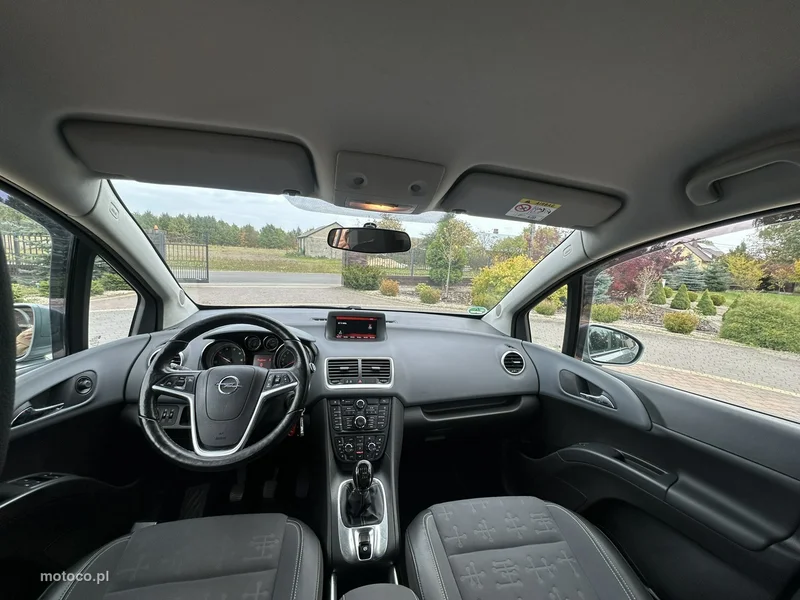 Opel Meriva B 14