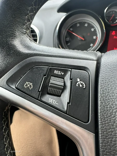 Opel Meriva B 18