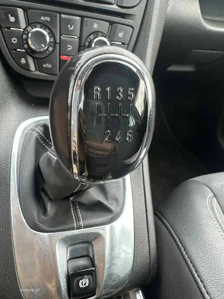 Opel Meriva B 26