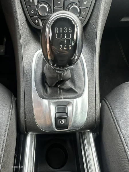 Opel Meriva B 27