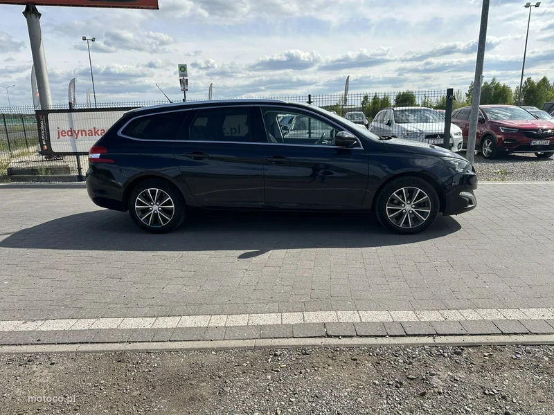 Peugeot 308 SW 8