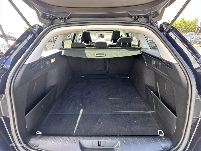Peugeot 308 SW 10