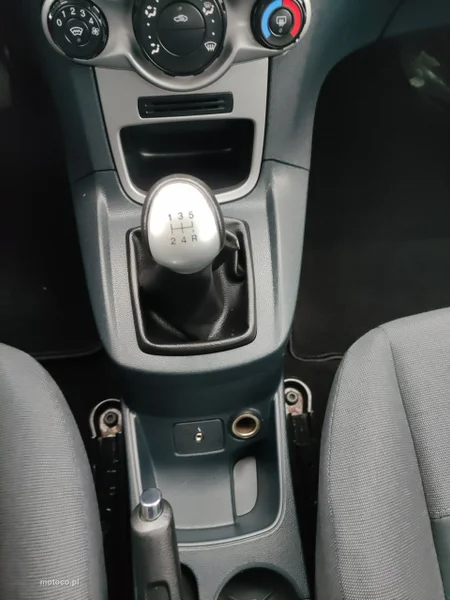 Ford Fiesta VI 20