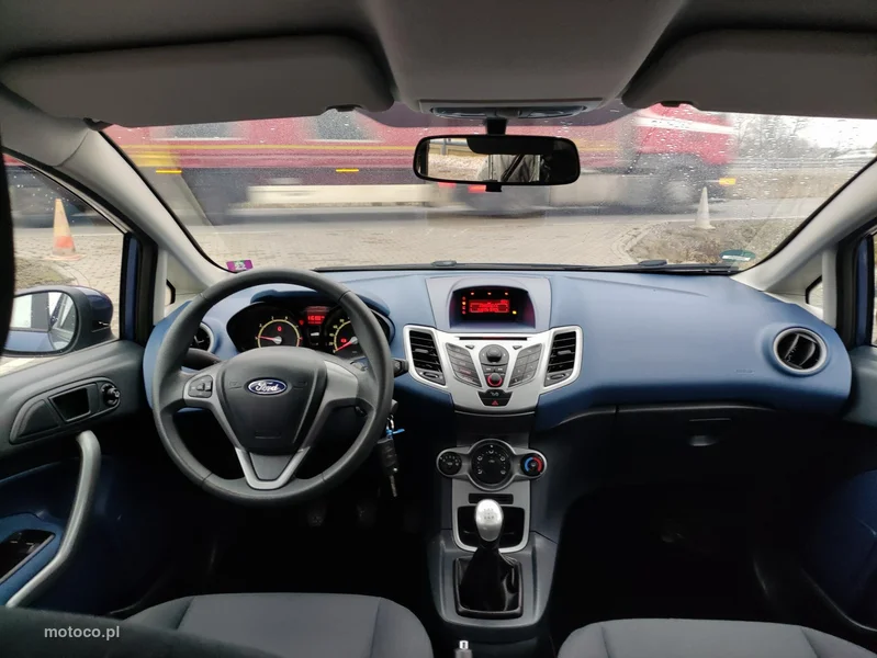 Ford Fiesta VI 22