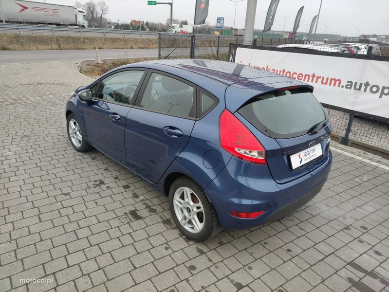 Ford Fiesta VI 9