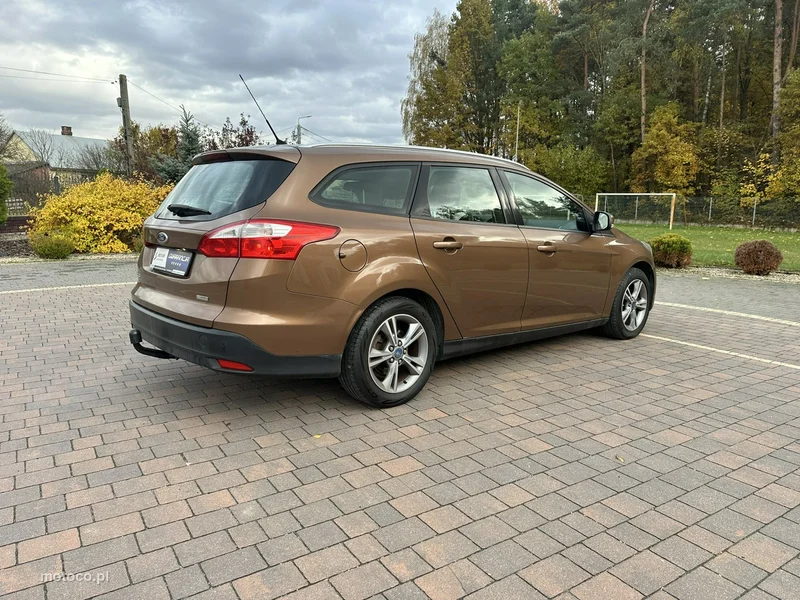 Ford Focus III 11