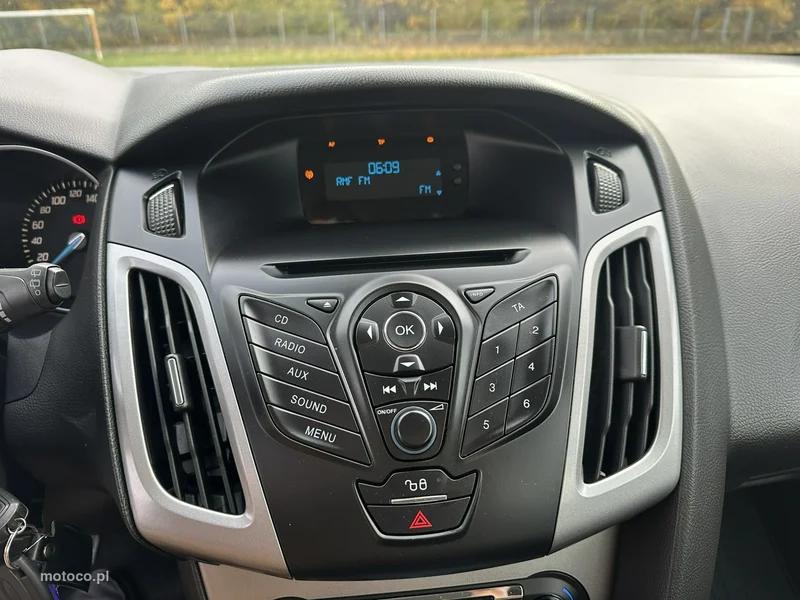 Ford Focus III 23