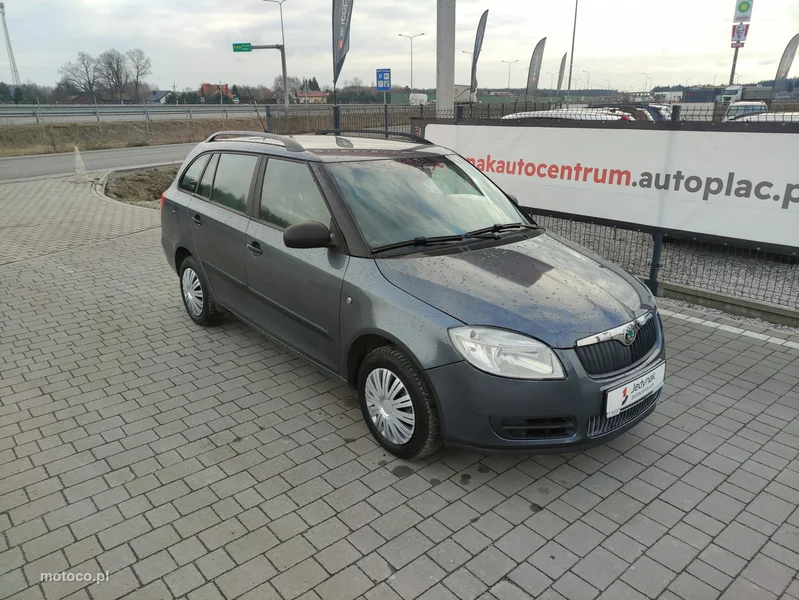 Skoda Fabia II 2