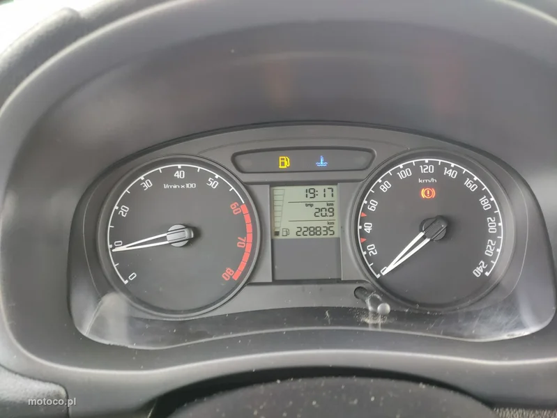 Skoda Fabia II 16