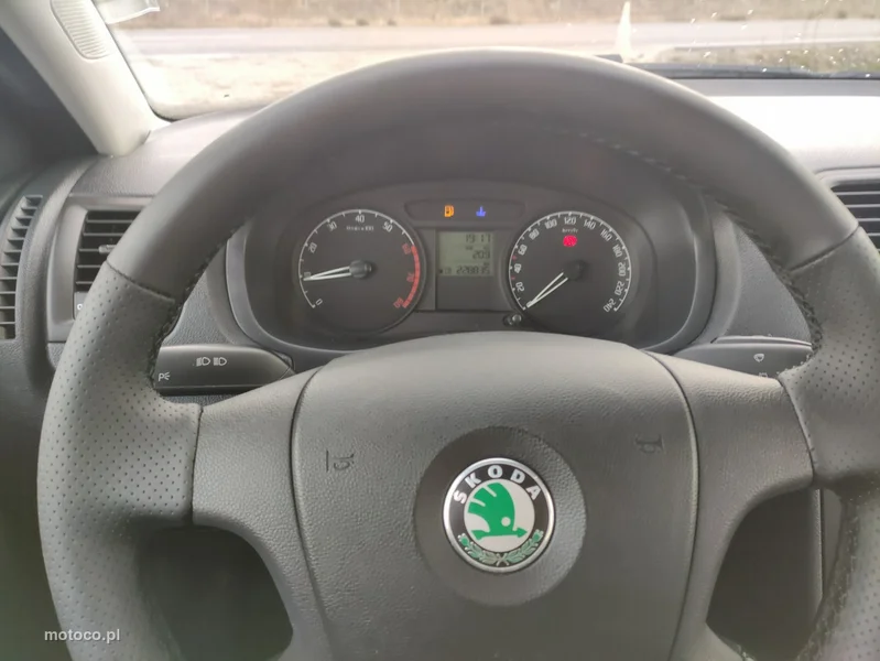Skoda Fabia II 17