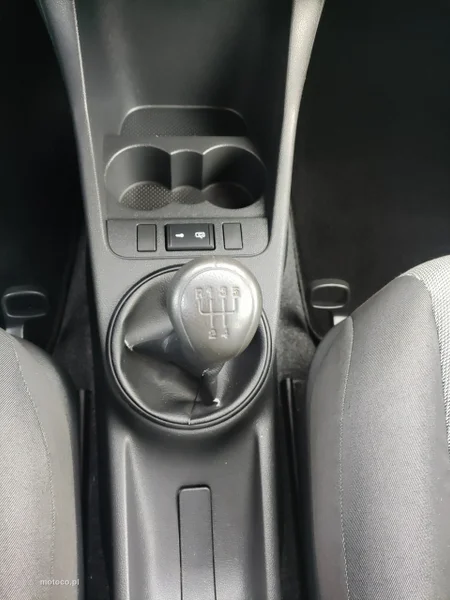 Skoda Fabia II 19