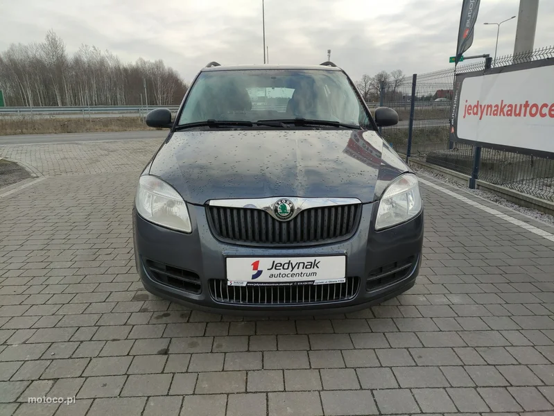 Skoda Fabia II 3