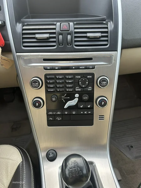 Volvo XC 60 12