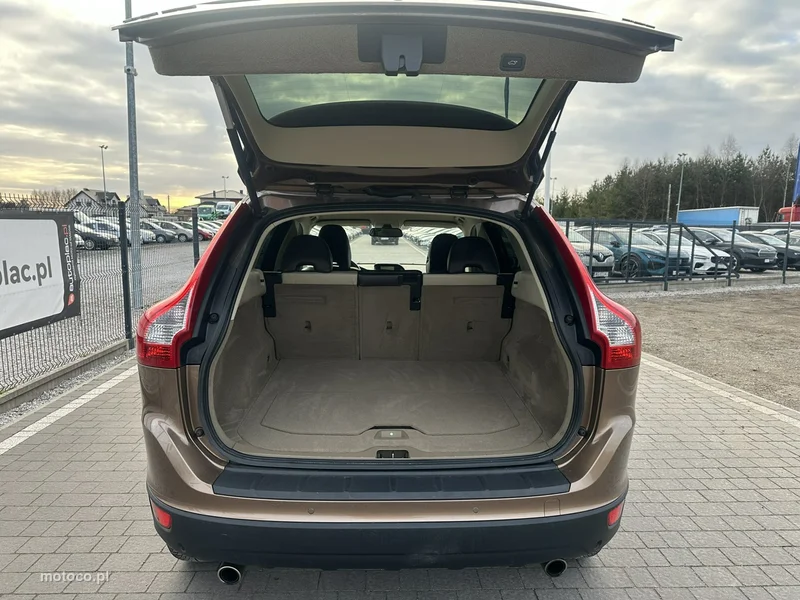 Volvo XC 60 8