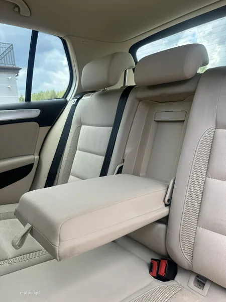 Volkswagen Golf VI 21