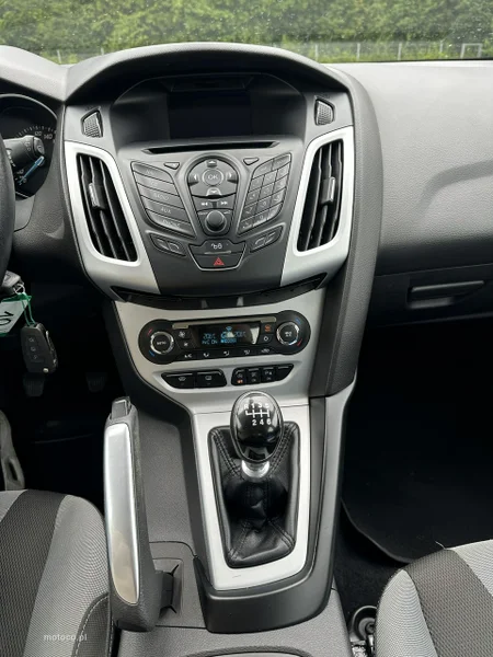 Ford Focus III 15