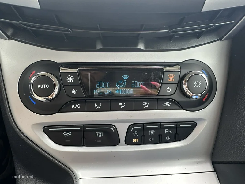 Ford Focus III 17