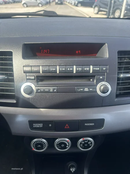 Mitsubishi Lancer 13