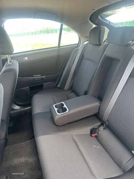 Mitsubishi Lancer 19