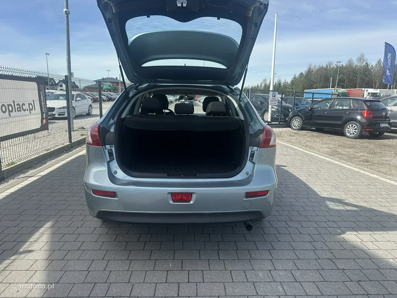 Mitsubishi Lancer 9