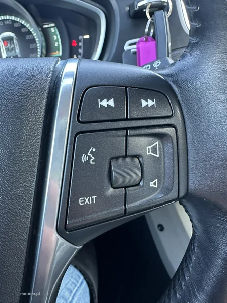 Volvo V40 18