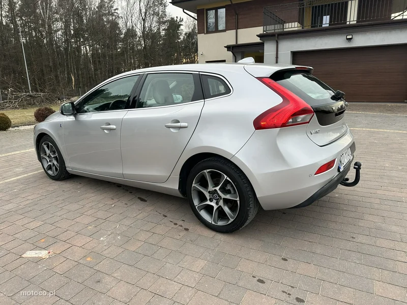 Volvo V40 6