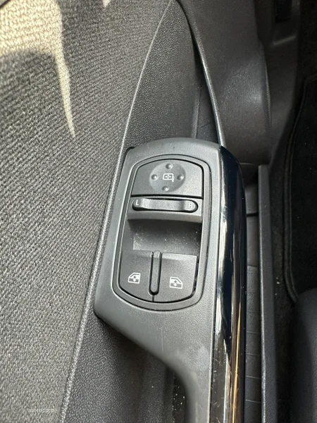 Opel Corsa D 28