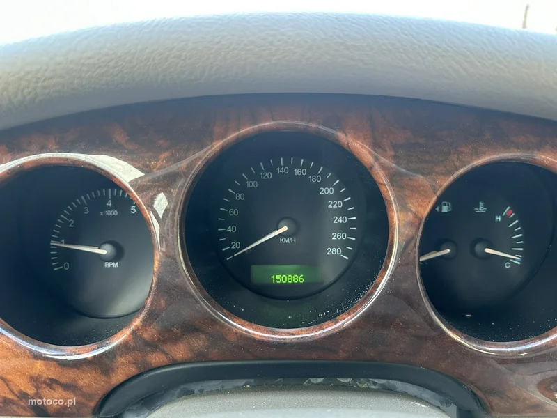 Jaguar XJ 19