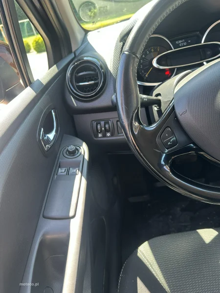 Renault Clio IV 14