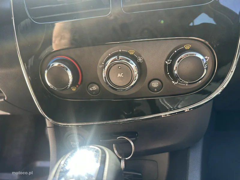 Renault Clio IV 16