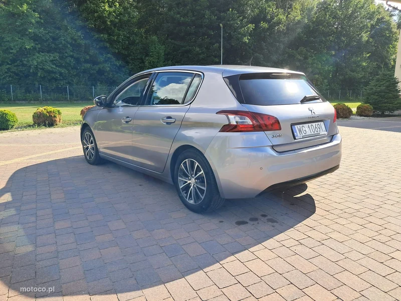 Peugeot 308 5