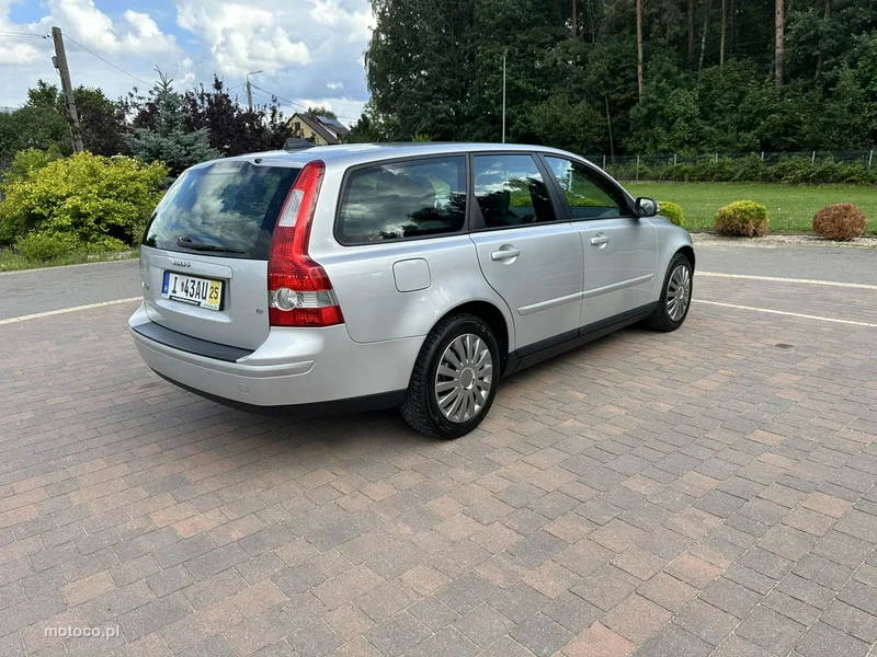 Volvo V50 11