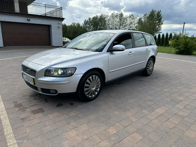 Volvo V50 5
