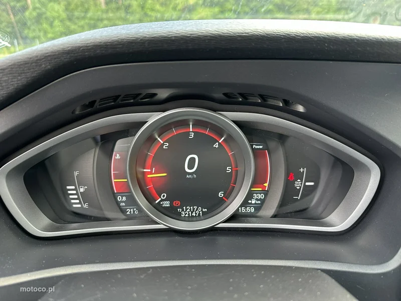Volvo V40 18