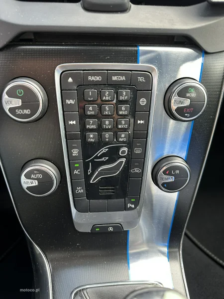 Volvo V40 22