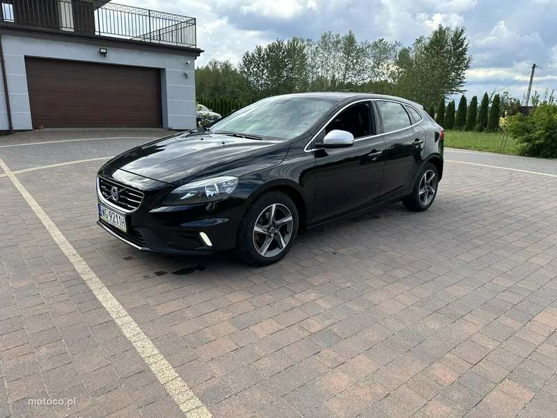 Volvo V40 10